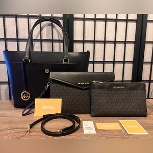 LABOR DAY SALE!!!🌸Michael Kors Maisie Large 3in1 Tote🌸